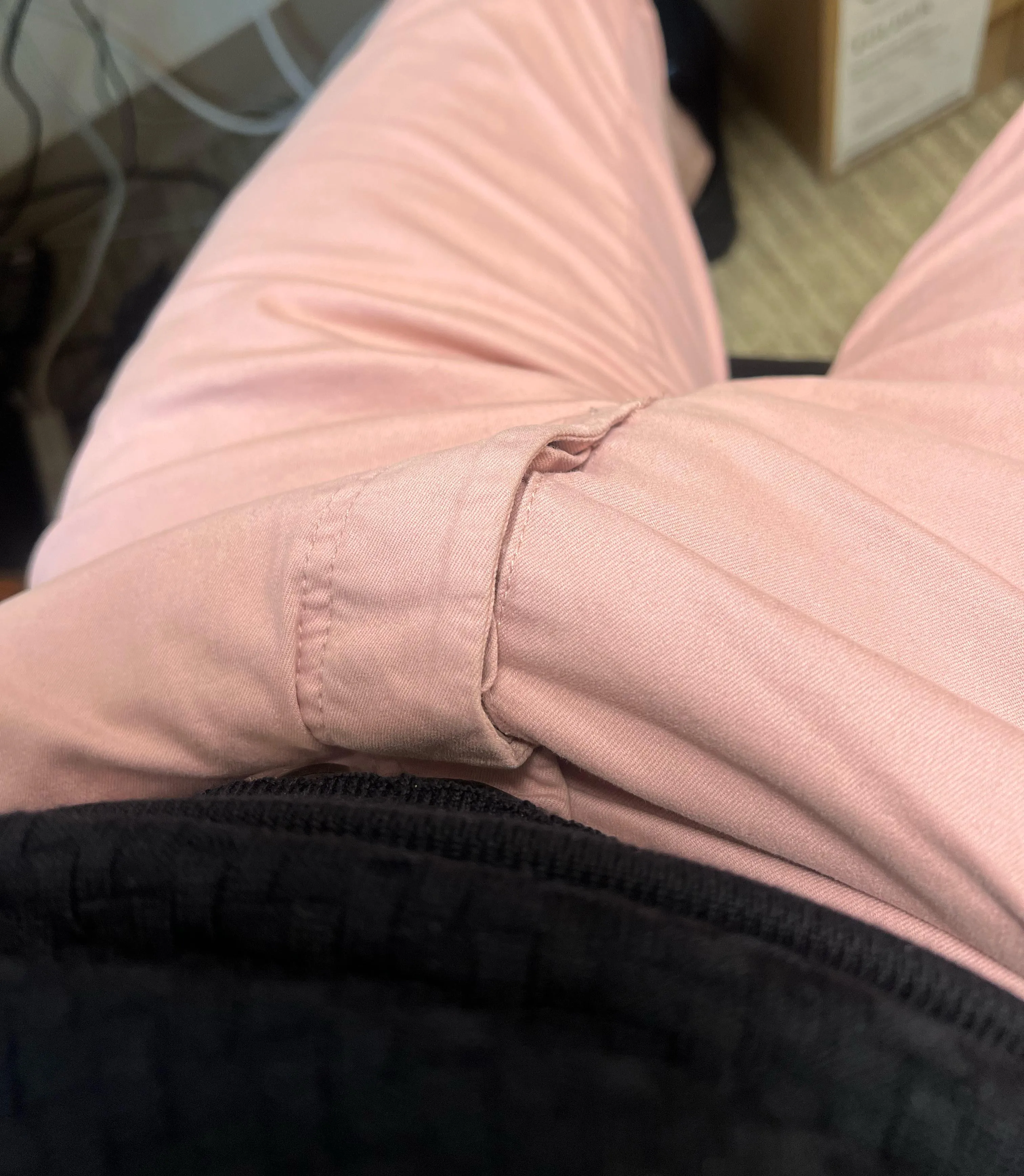 Bulging at work 🙈