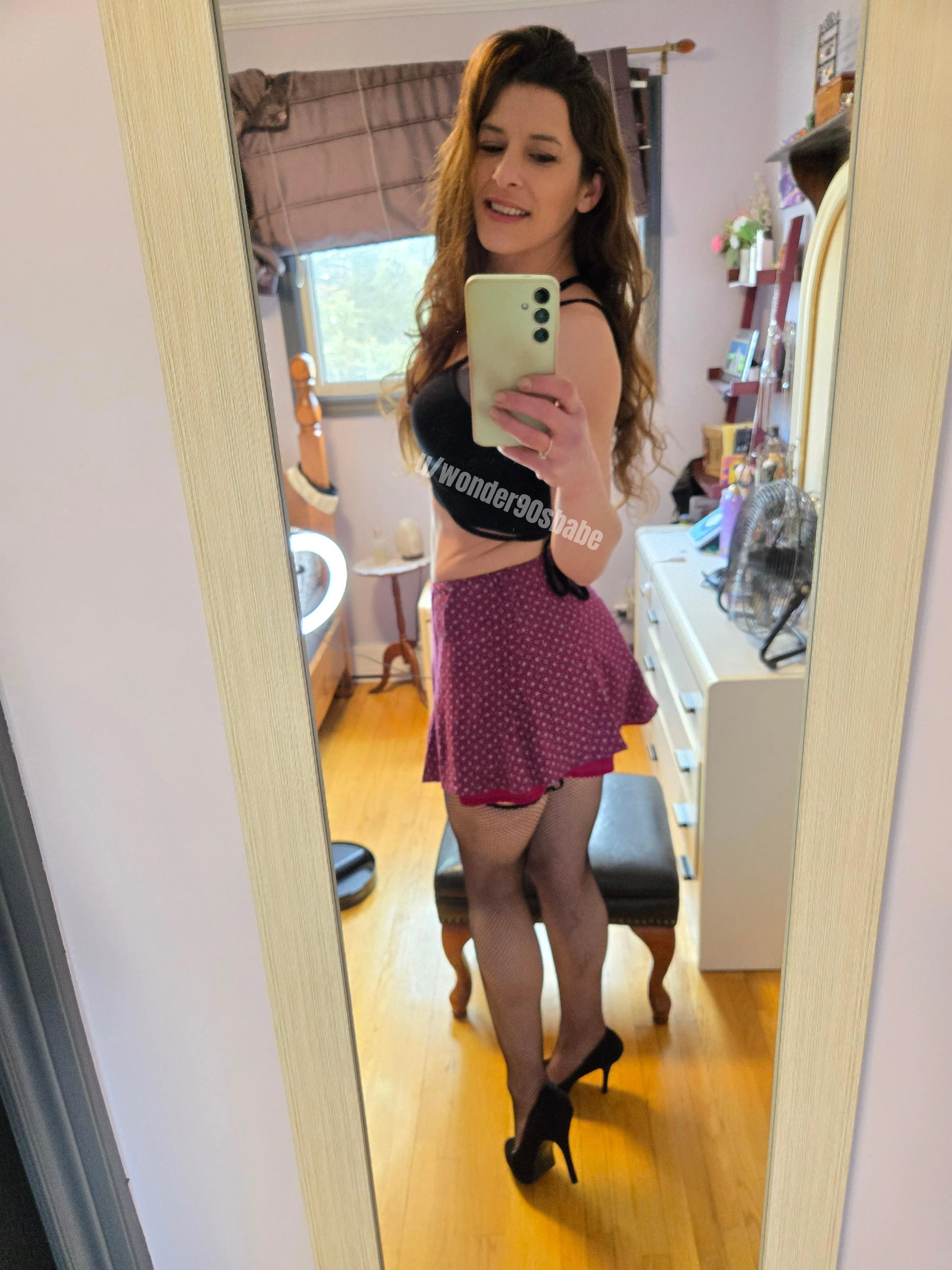 Check out my instagram :) follow me @wonder90sbabe