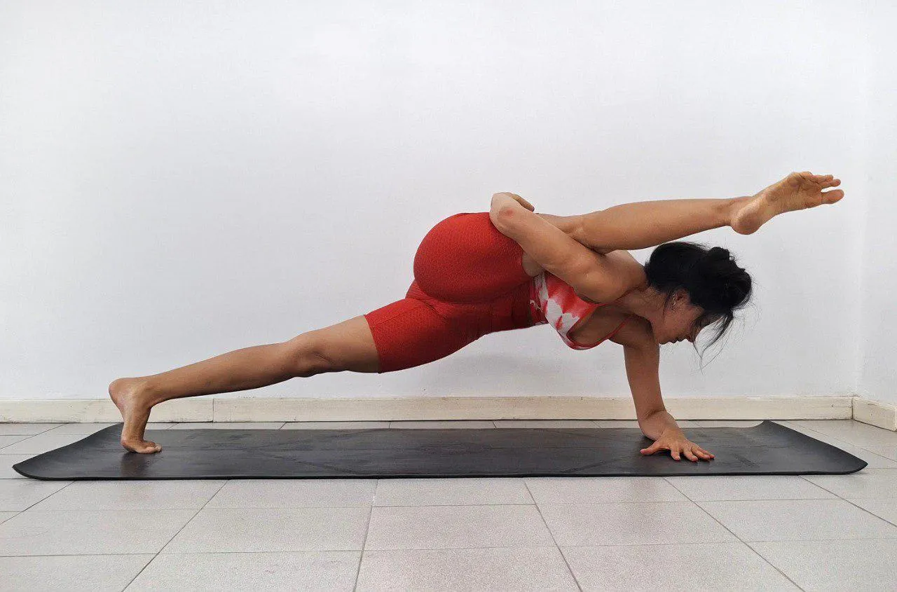 Flexibility in the body and in the content. Do you dare?(oc)