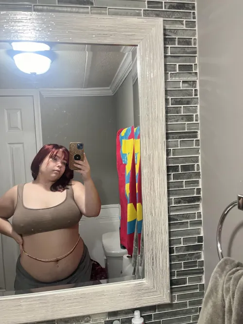 Hiii I’m Dani, how do u think i look? Need some more rolls