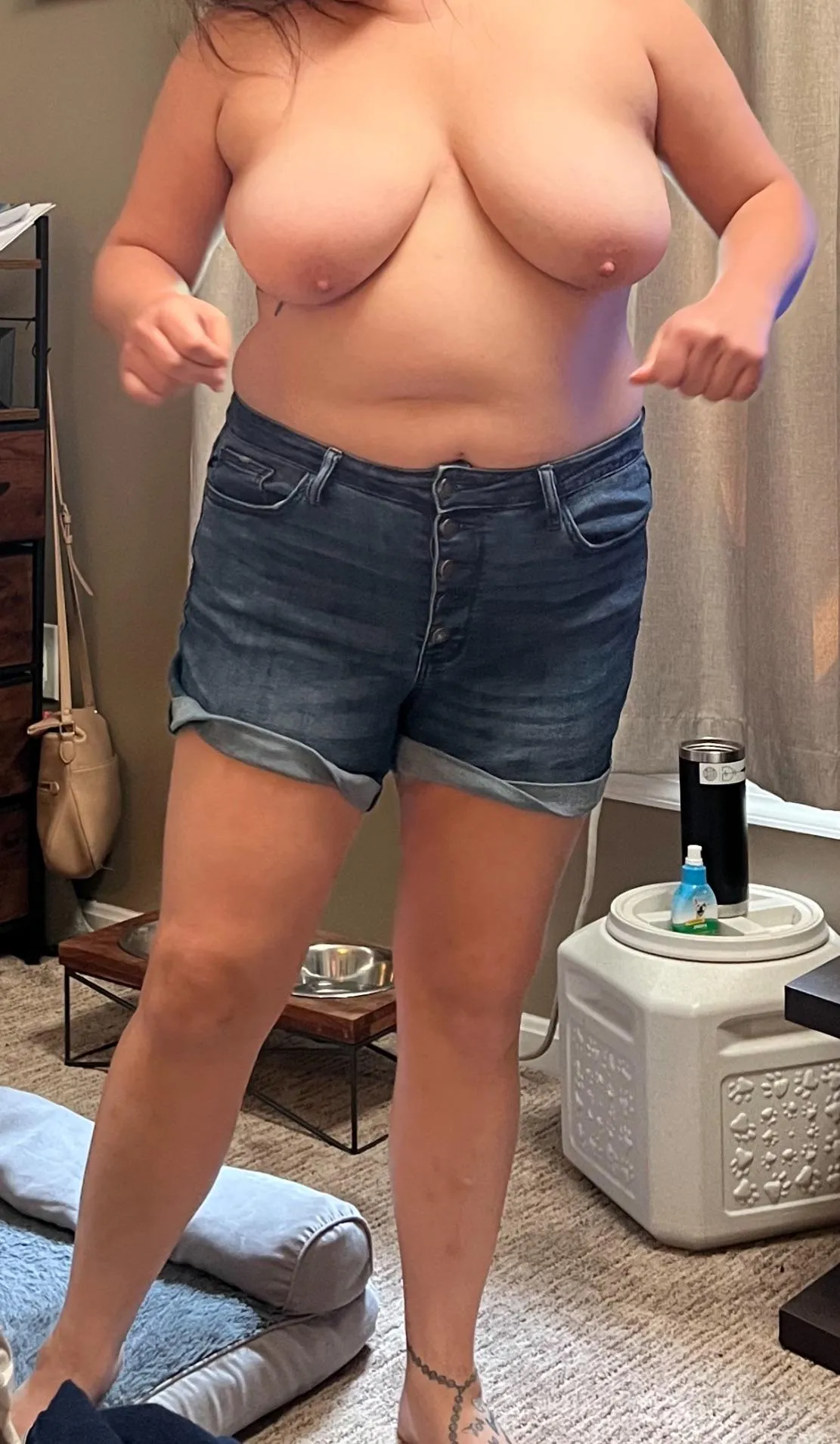 Hope you like Thick Chicks with Tig Bits!!