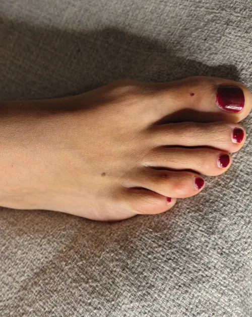 I want you so badly to touch my feet and make feel I'm the only one