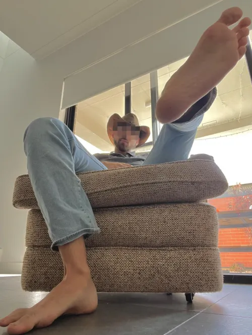 Just man who knows how to show off his feet