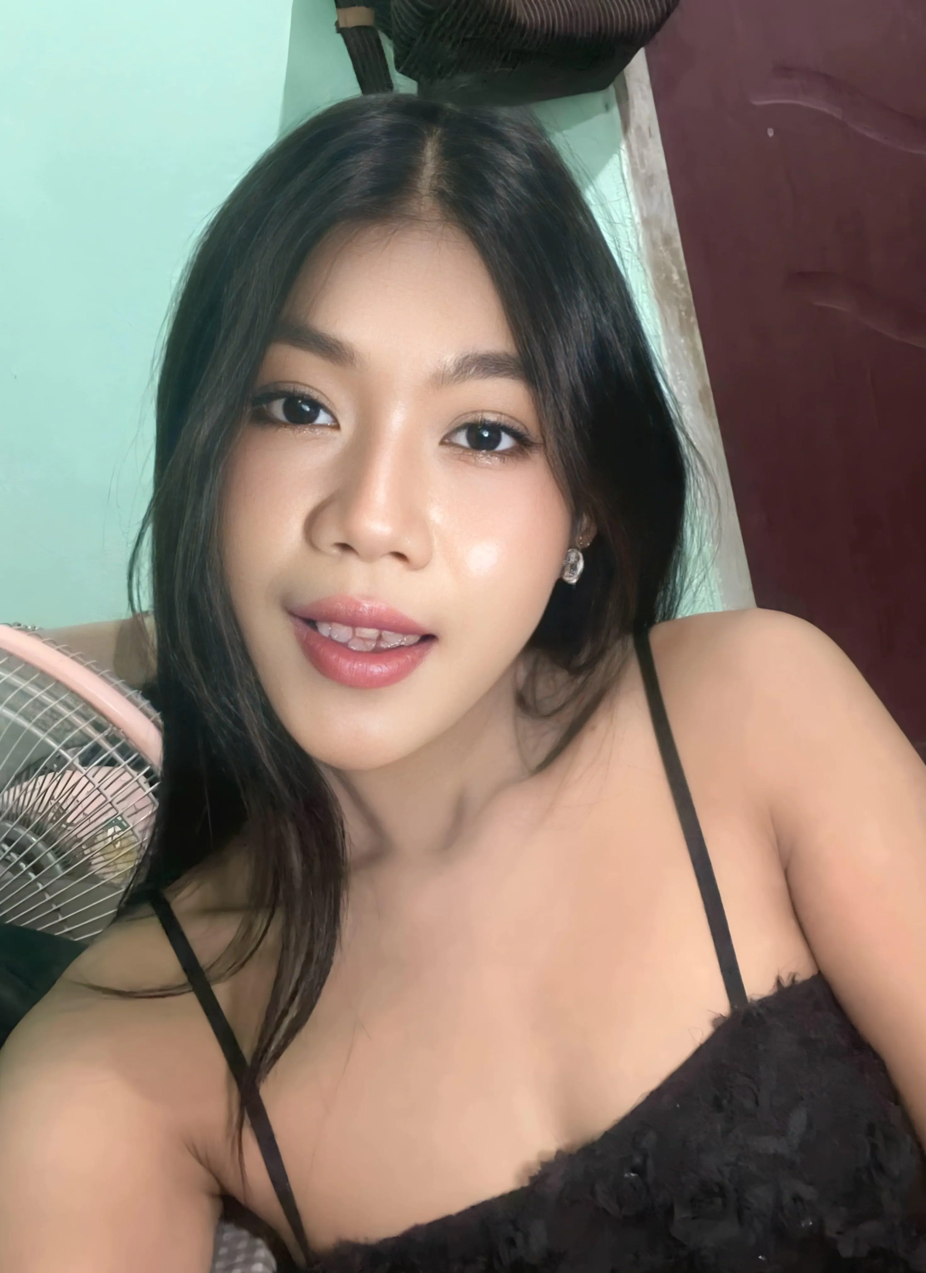 Morning without a bra has become a tradition