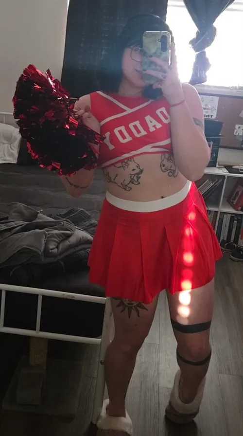 [Sarah_e_xx] cheerleader fit anyone?