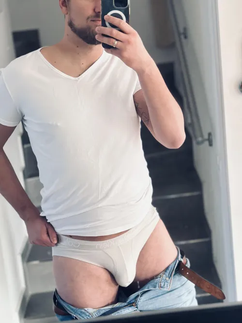 See through nipples. 😜