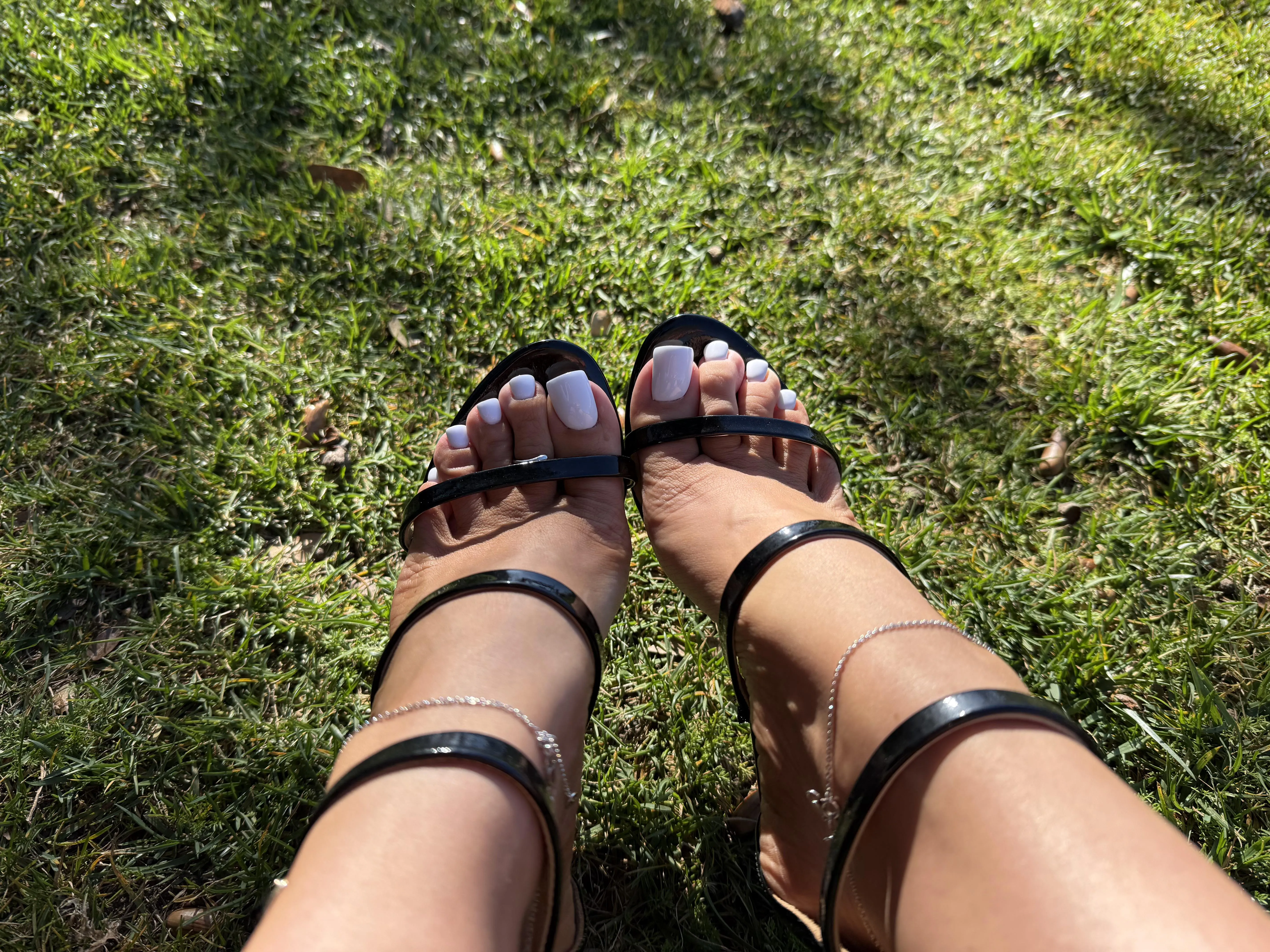 Would you kiss my toes?