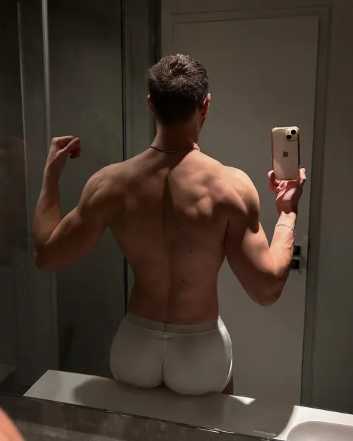 Bathroom lights always hit differently.