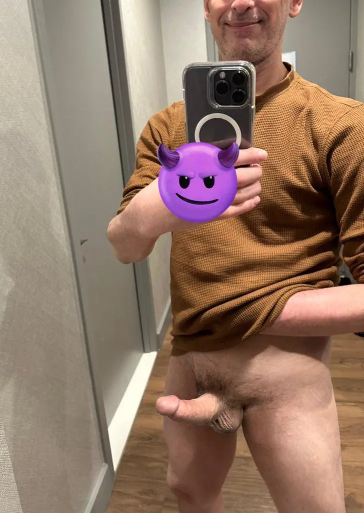 dad’s pointing, 48