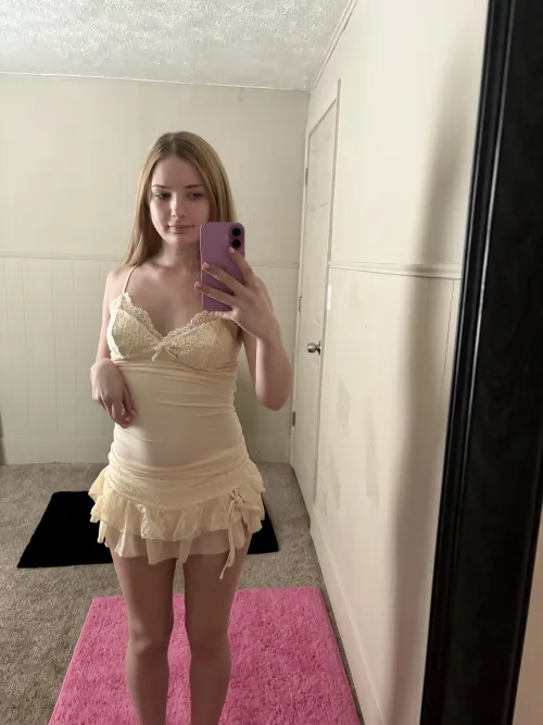 Do you like this color on me?