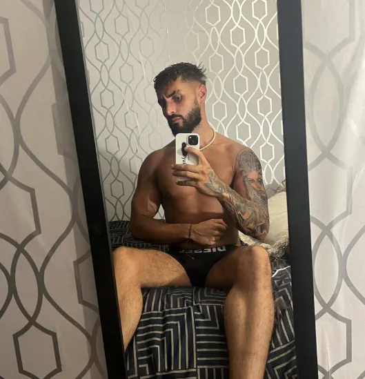 DO YOU THINK I NEED A BIGGER MIRROR?