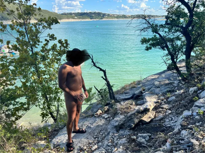 heading out rn! ☀️💦