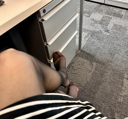 Hope no one notices! 🤫👣