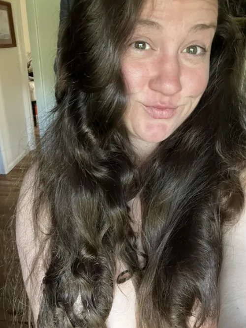 Just my hair and my birthday suit🤭