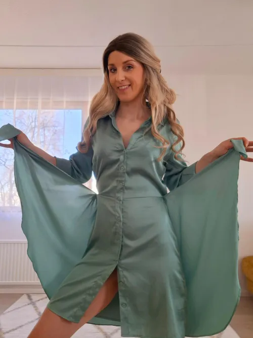 Little bit of curls🤭