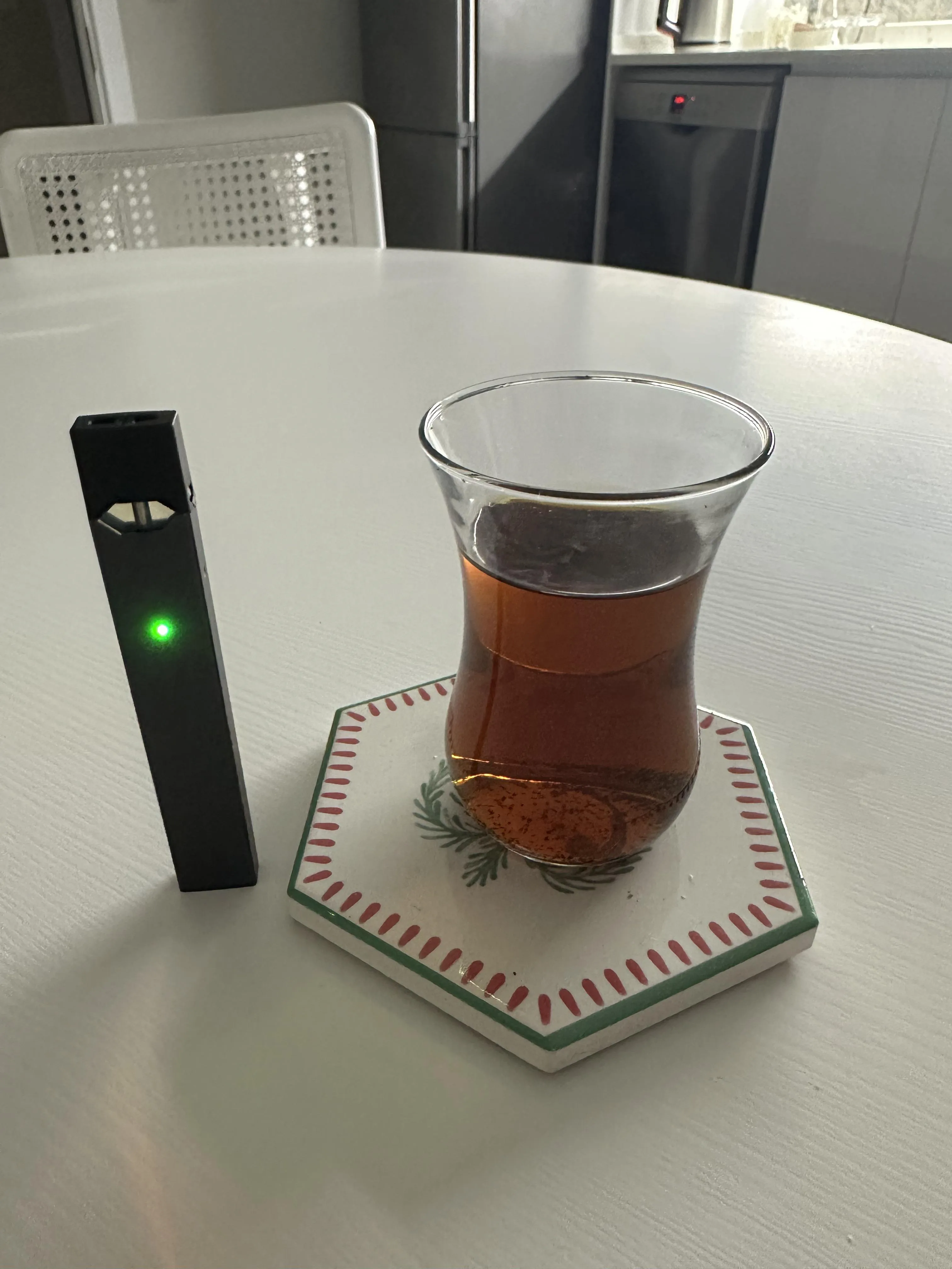 Turkish tea and vaping
