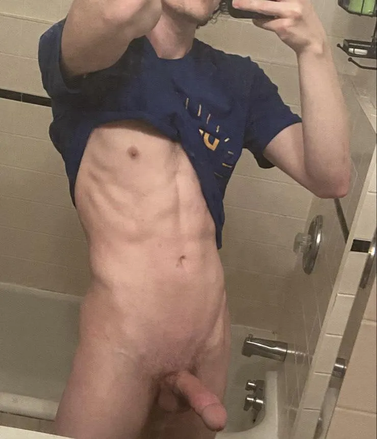 Vline ✅ Abs ✅✅ Dick? 😱 (25M)