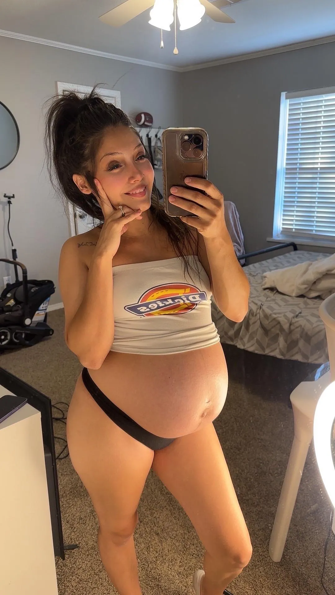 Bend me over and fuck my pregnant pussy!