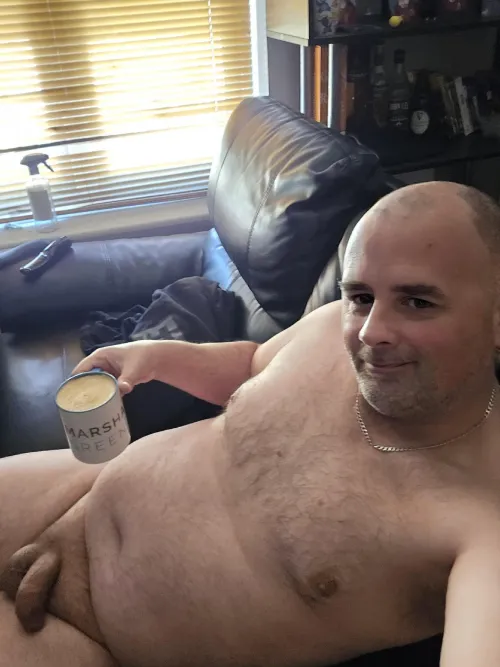 Can't beat a relaxed Monday chilling with a coffee