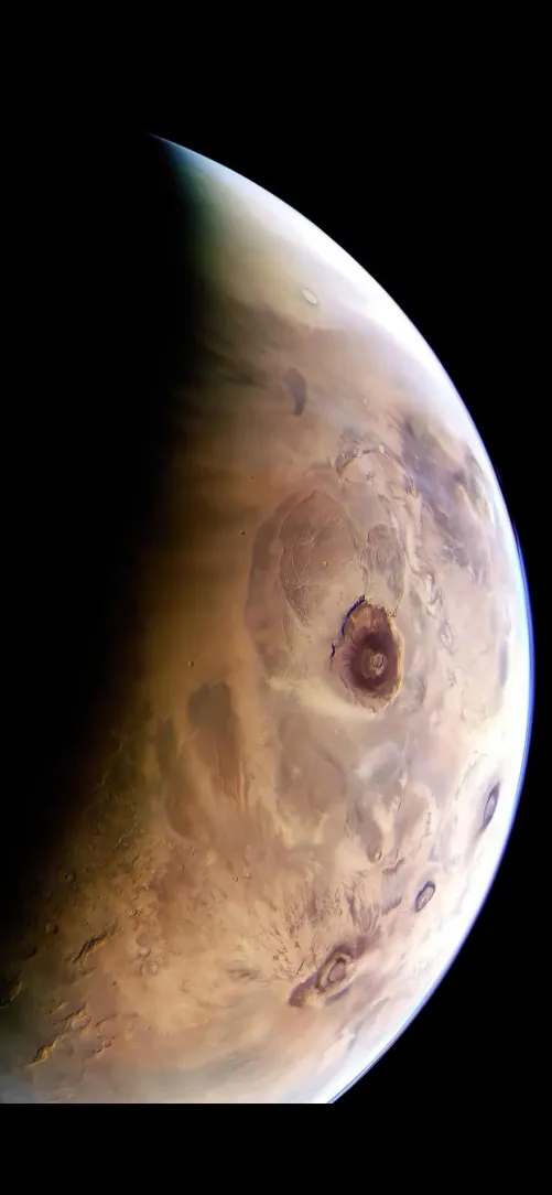 Cardi’s tit or the moon?