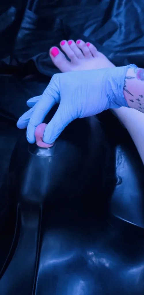 Do you like my nitrile gloves?😈