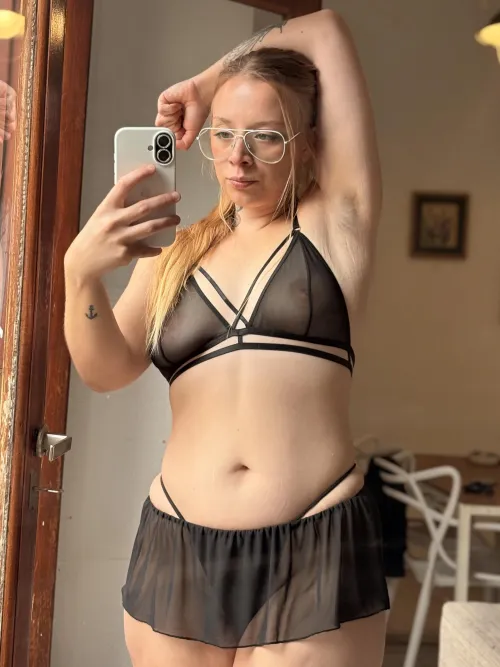 Hairy pits are the best [hs]