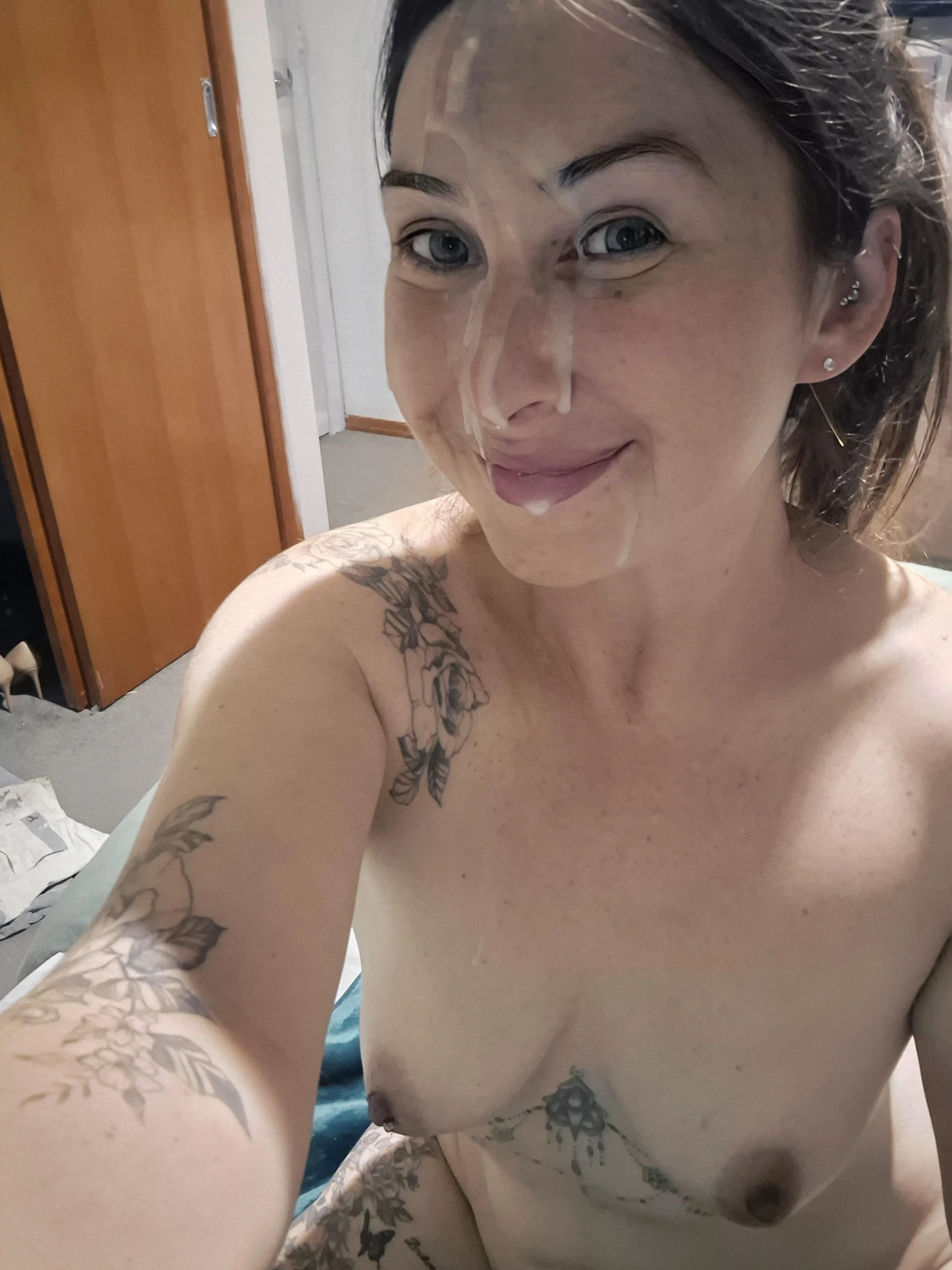 I love taking cum covered selfies