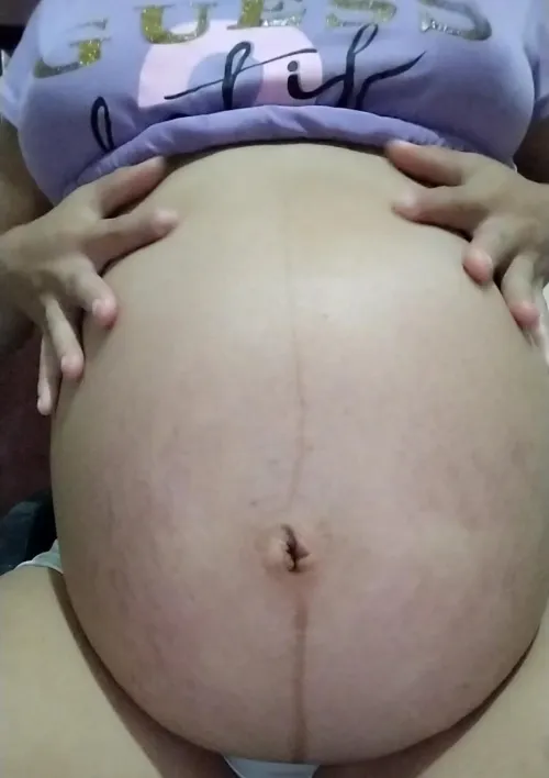 I need an extra pair of hands to rub my pregnant belly.