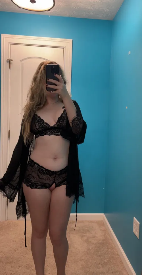 I'm  a wife in my late 20's that wants to get fucked all the time but not always by hubby