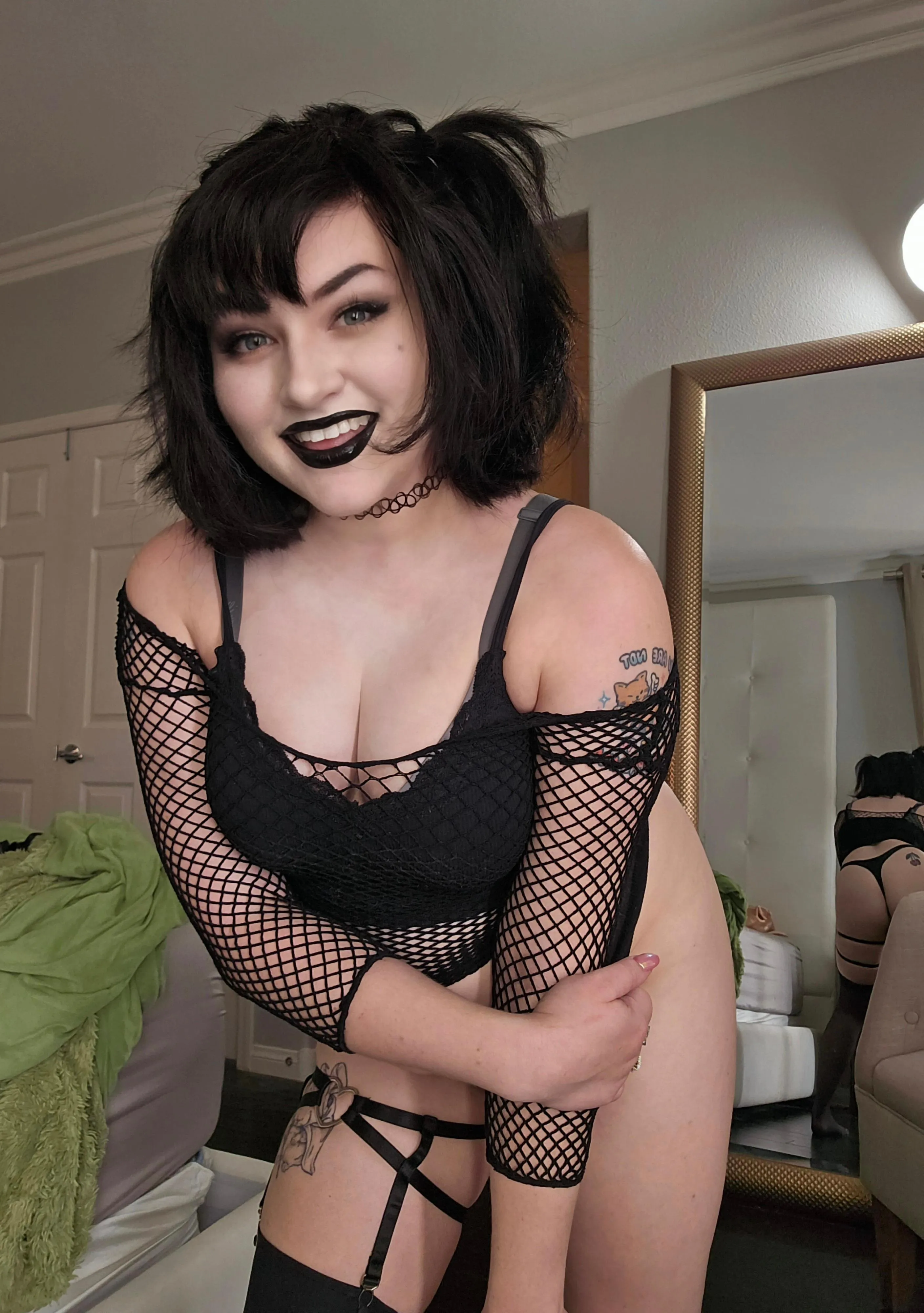 Just feeling cute 🖤