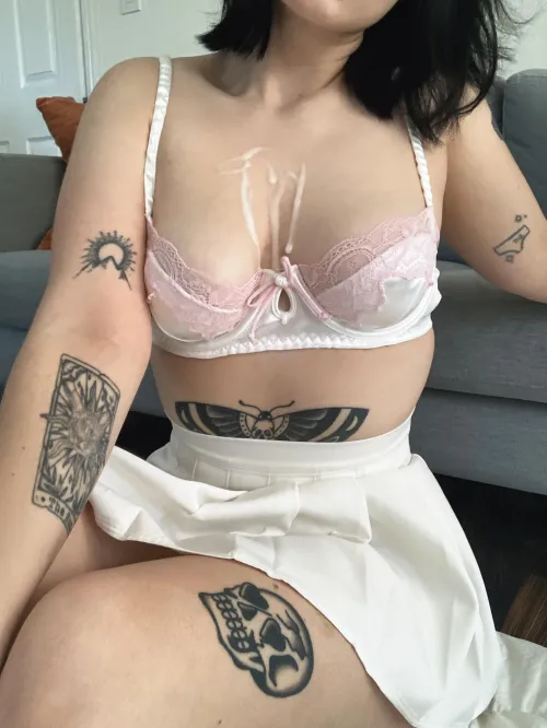 just lift my skirt, I'm ready for you daddy <3