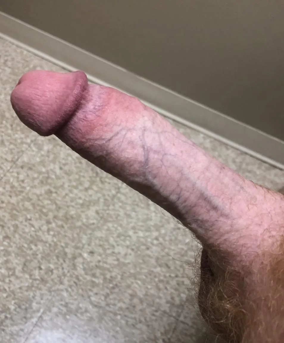 Let’s measure how deep your throat is (50)