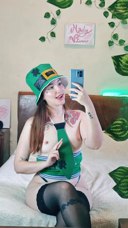 wish me luck tomorrow I wanna cum at least 4 times