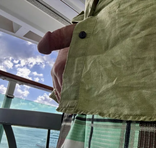 [61] wouldn’t mind getting caught by you sea air airing it out