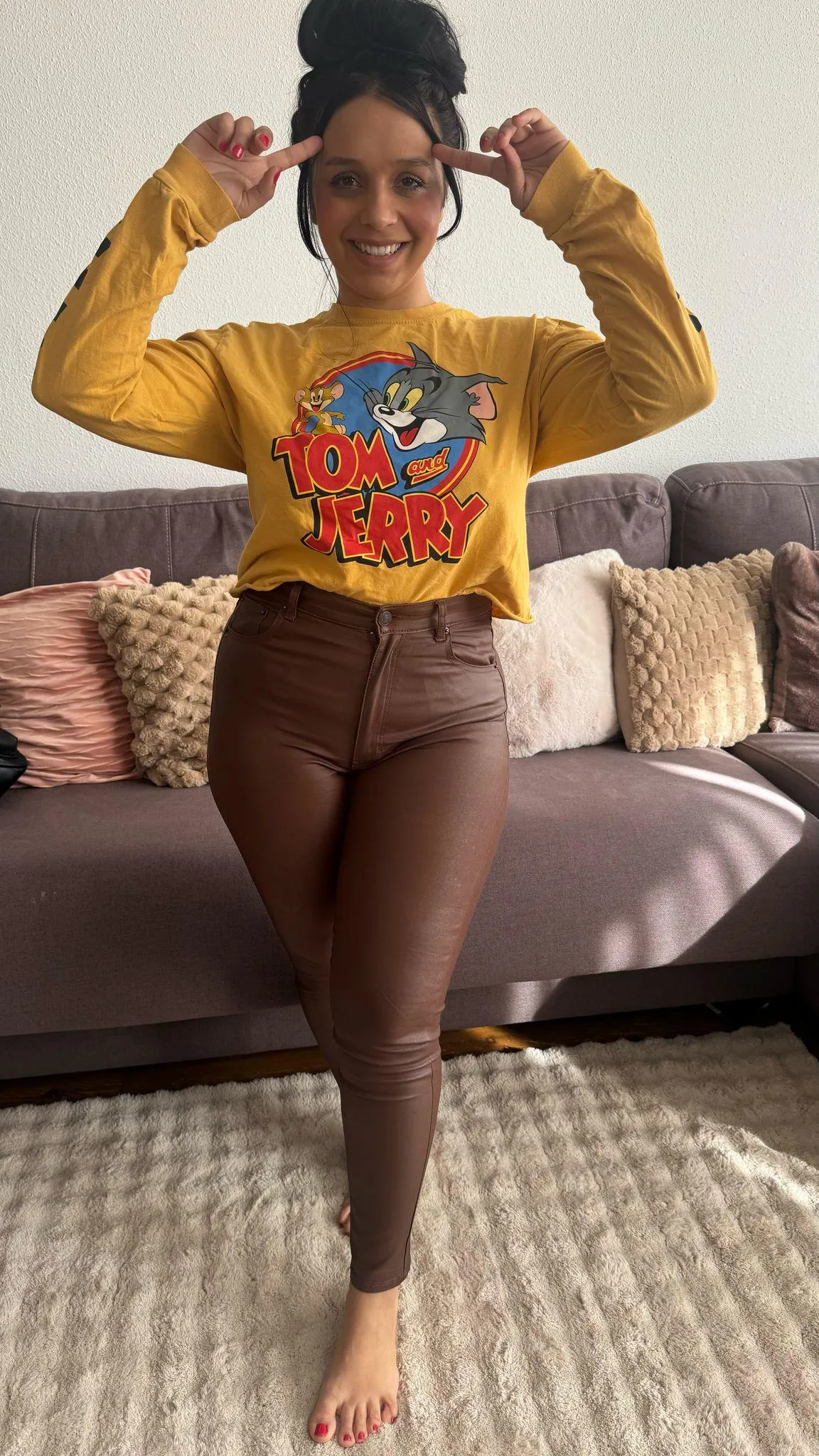 Bad doll, fat booty—your hands look lonely down there