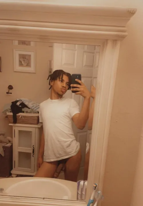 can i send you selfies?