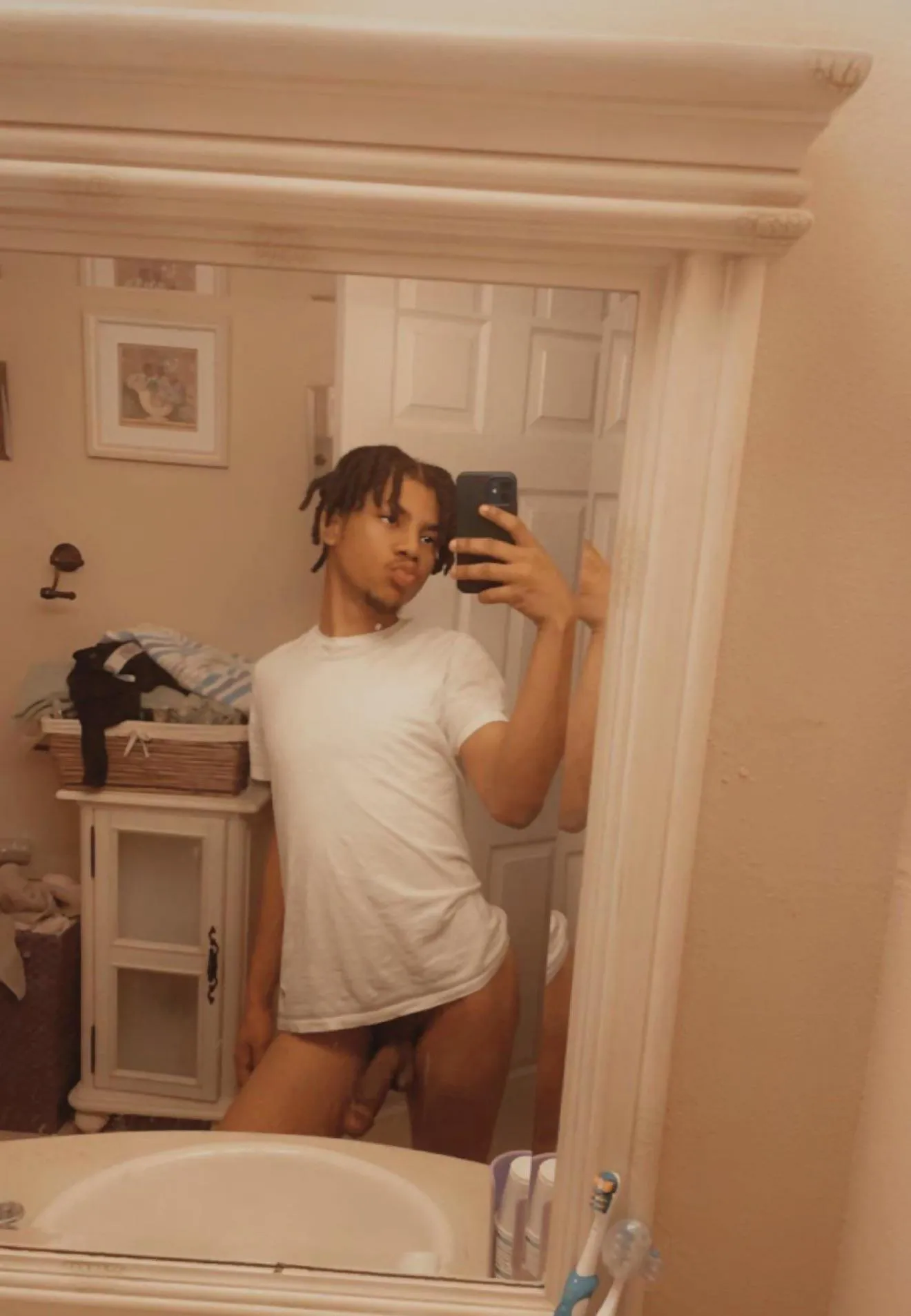 can i send you selfies?