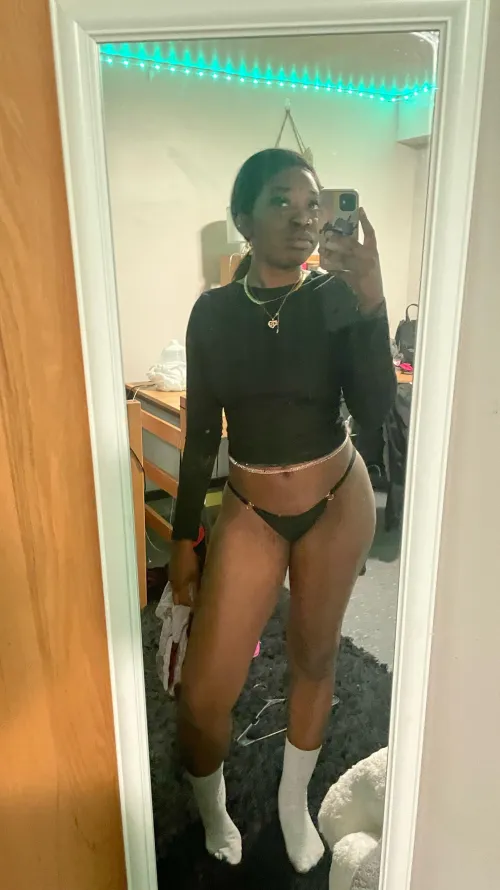 Good night, don’t forget my power over you never fades💋✨