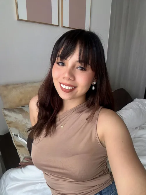 Mommy's got so much to show..