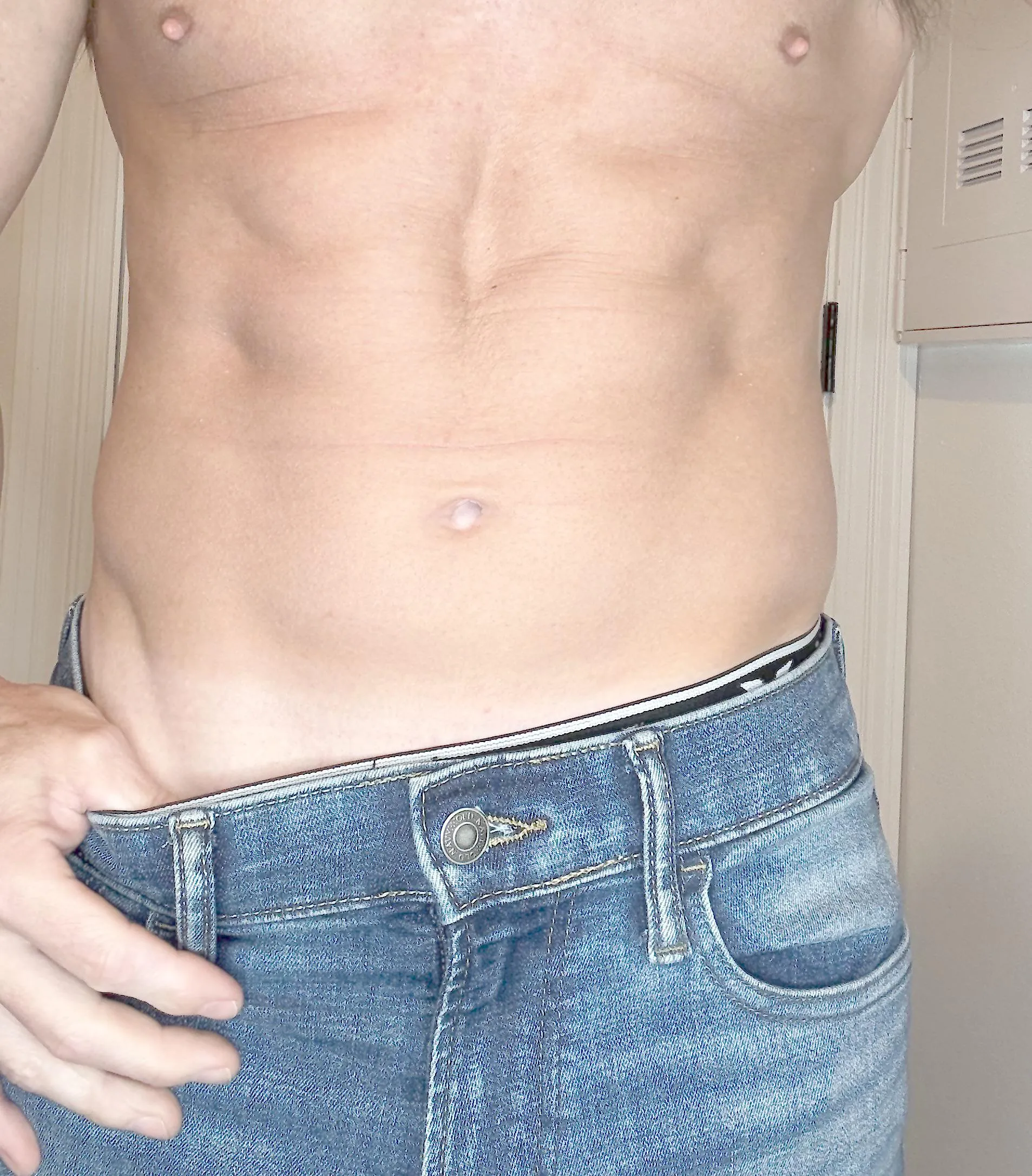 NSA fun. Lafayette area Hotwife/ f ( attached or single). Discreet. Dms open. Will host or travel