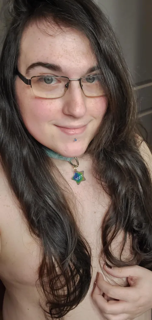 Puppy got her first collar! 🥰🐶