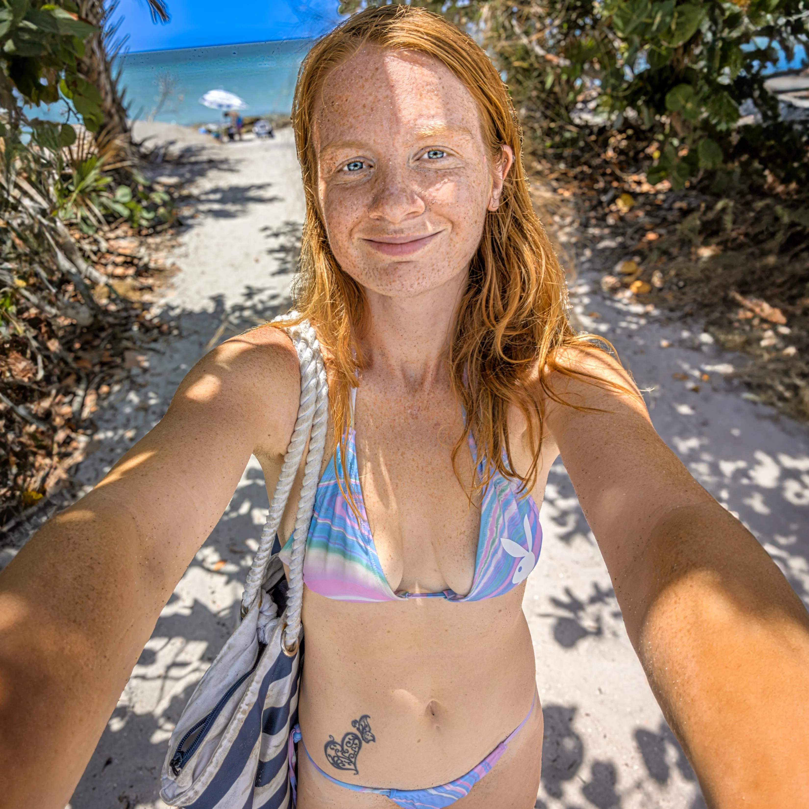 yay or nay to a date with me? be real...💬