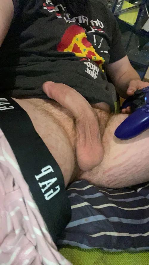 [21] Time to start my gaming session for tonight I’ll just keep my balls out