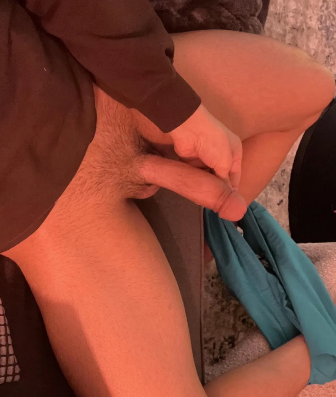 22 [M4M] want some young twinks, i can host.