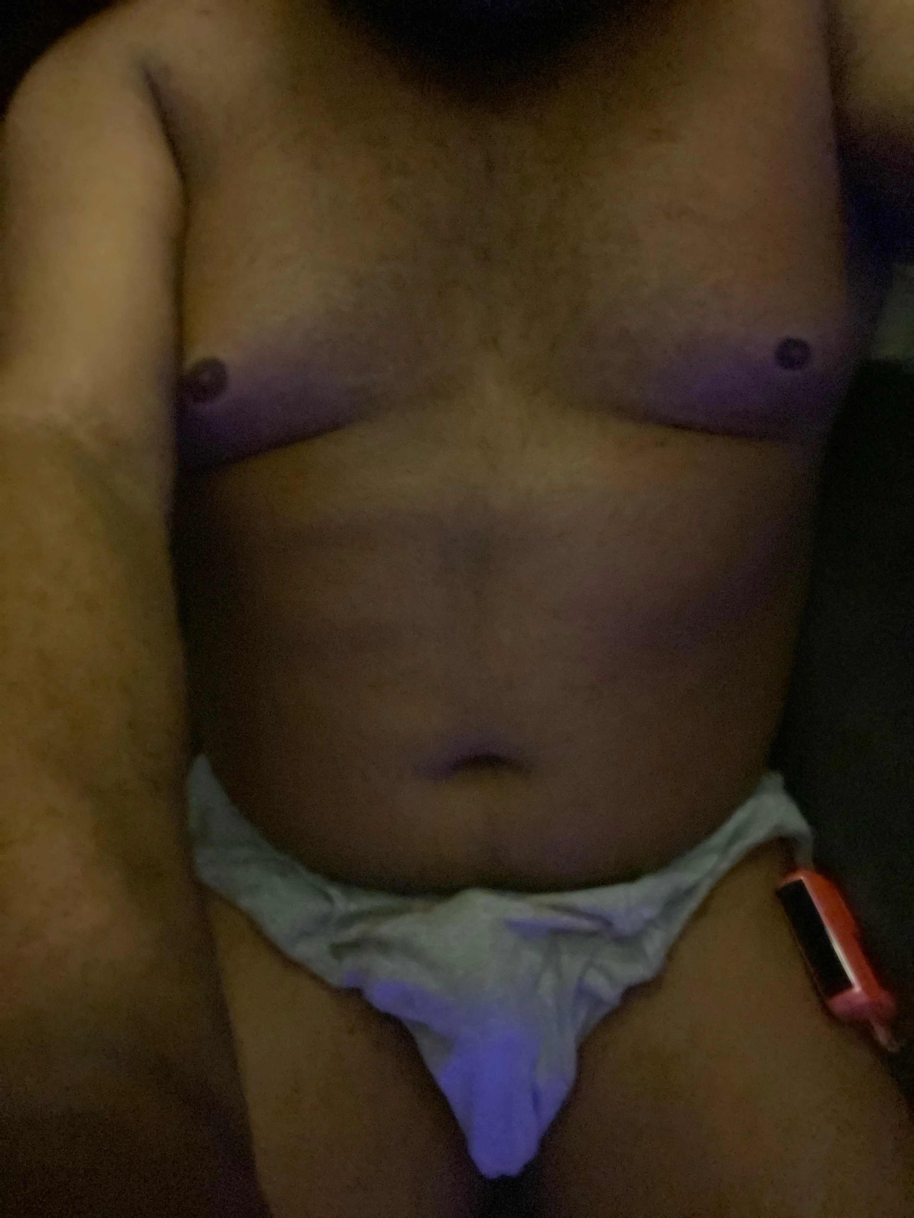 24m4mf young bull looking for fun bi auburn Al. Willing to try new things.