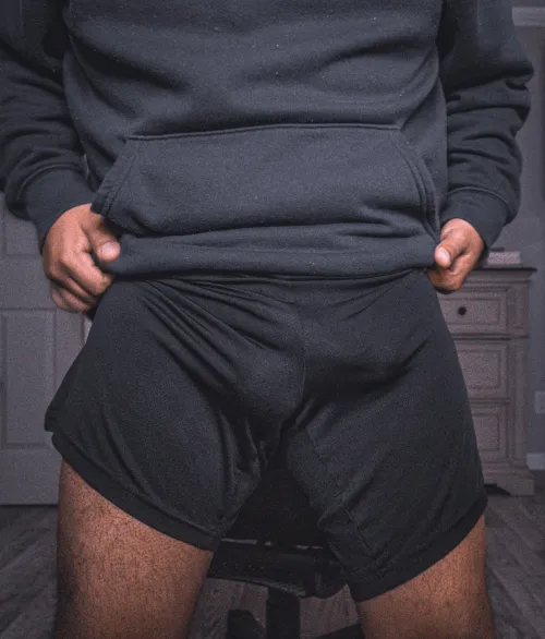 about to go for a run 🍆