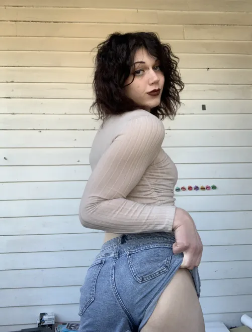 Confession: I’ve been naughty today and probably deserve a spanking 🥵