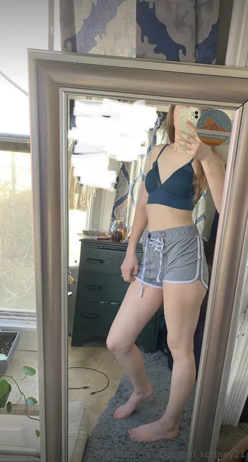 I’ll dress up and undress for you 😏😘