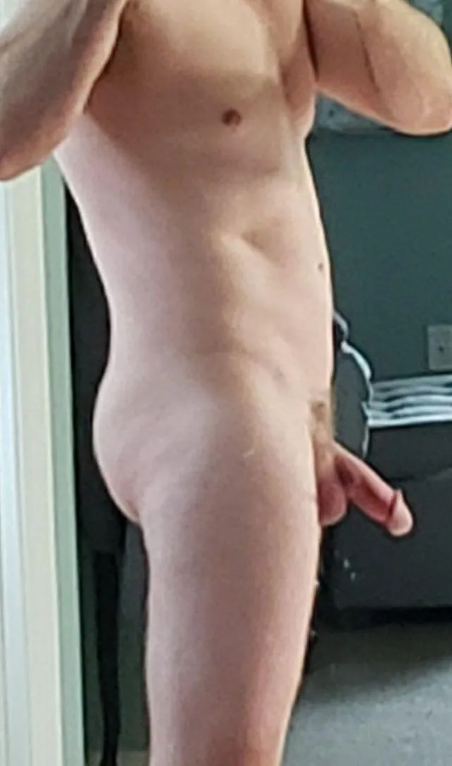 M4MF - preference for wives who are pretty, petite and classy and husbands who enjoy showing them off!