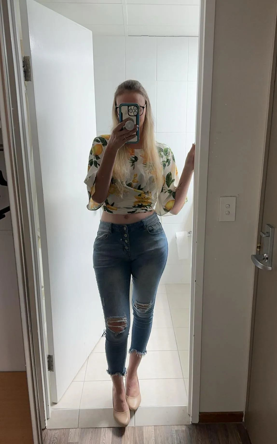 Rate my attire for todays errands 😘